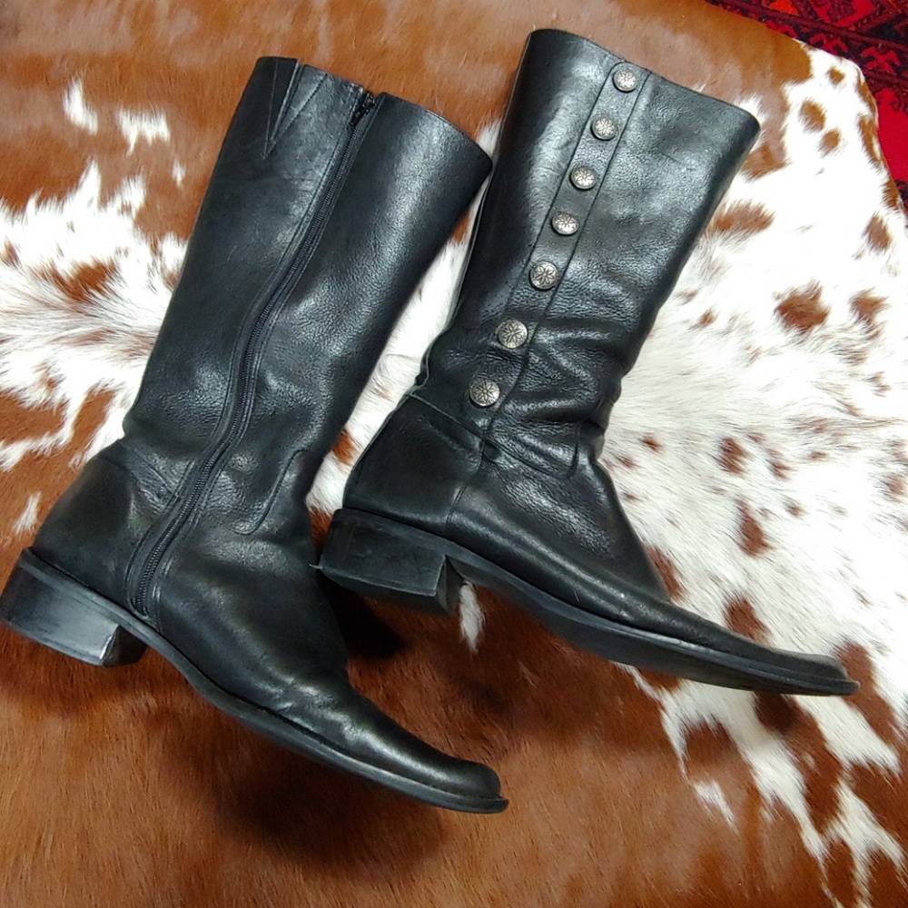 Your Fav Black Fashion Leather Boots